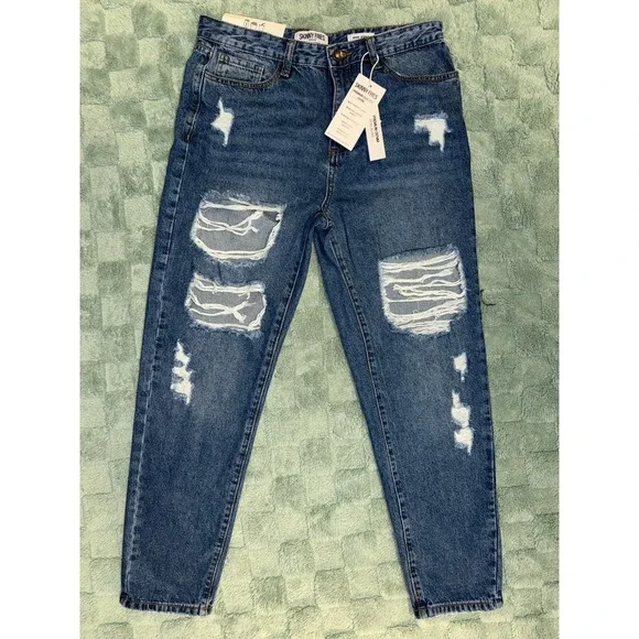 NWT Skinny Fries Denim Mom Jeans Size 11 - Picture 1 of 9